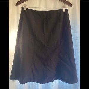 Theory size 4 black skirt with flare bottom. Great for work!